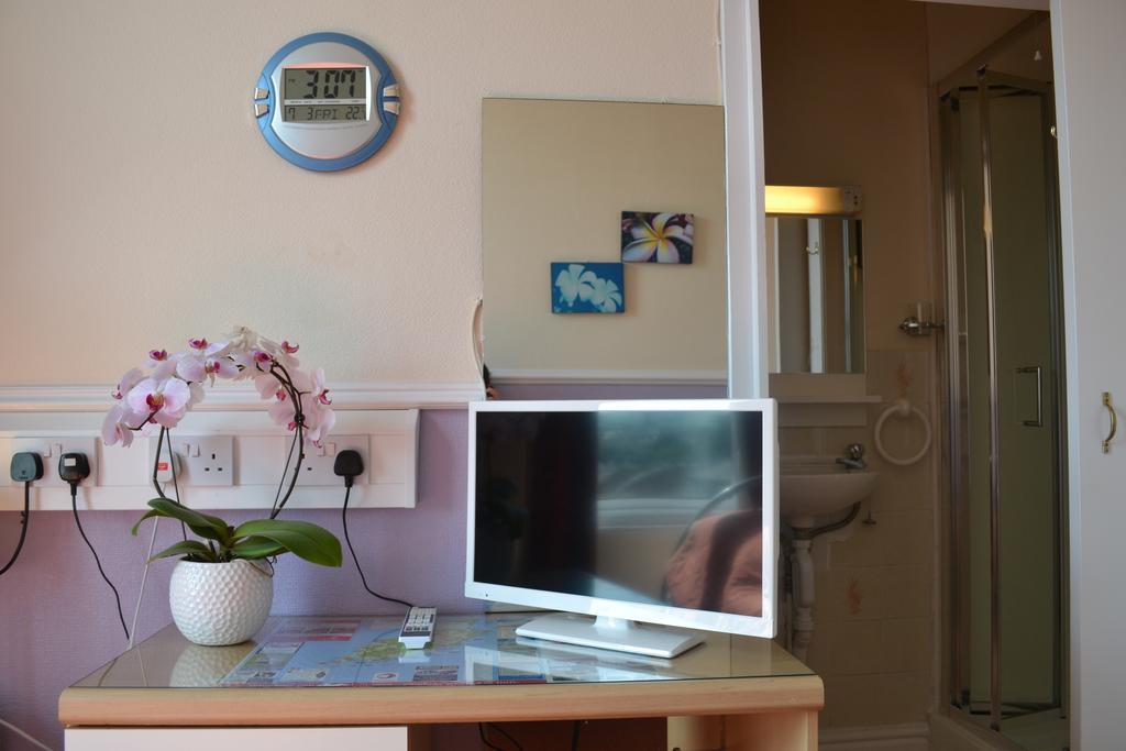 Adelphi Guest House Douglas Bilik gambar